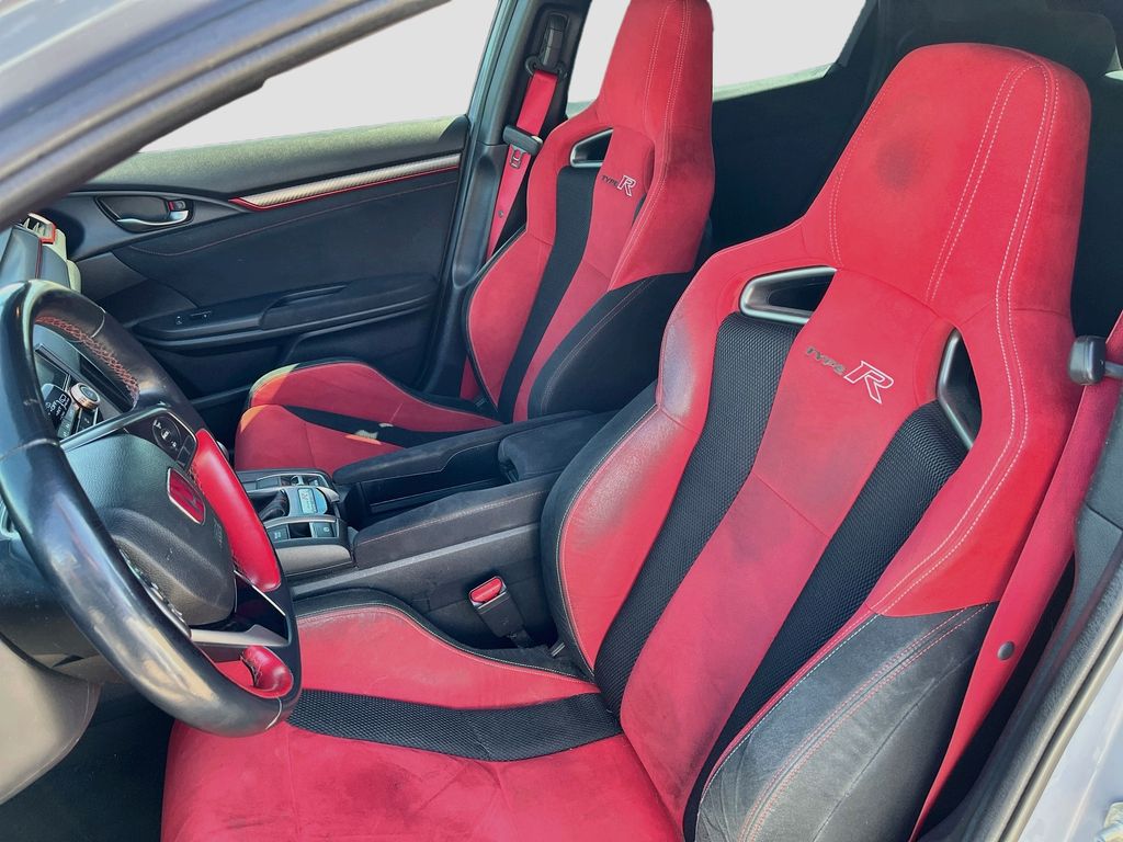 Used 2019  Honda Touring image 20