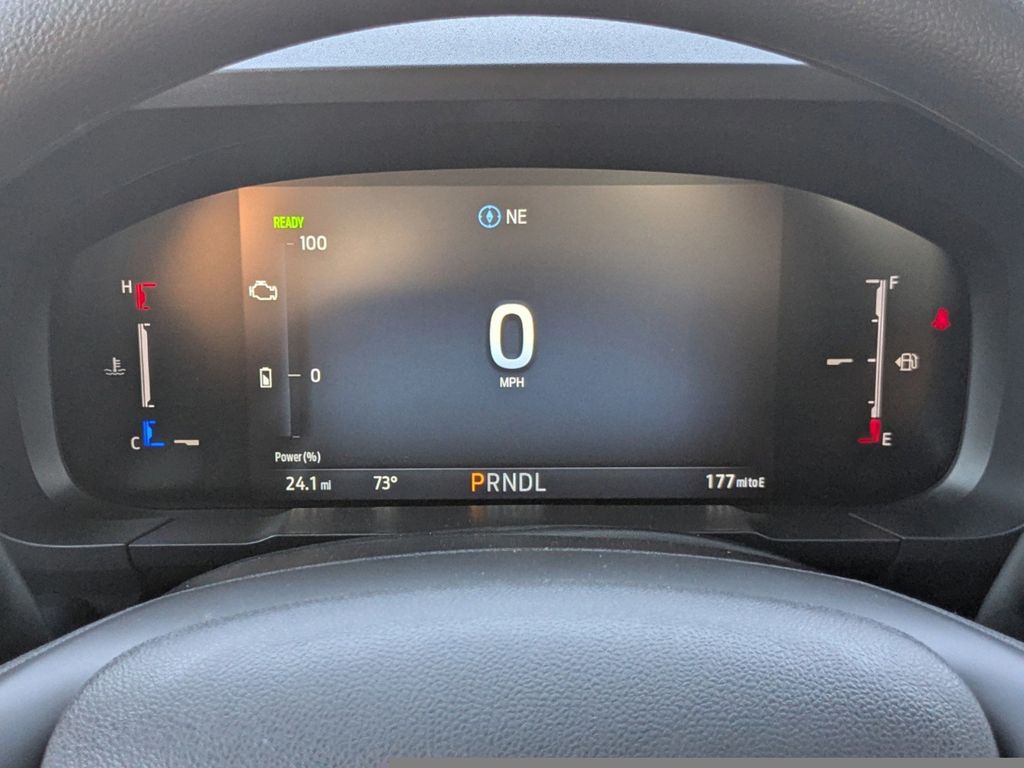 2025 Ford Maverick XL