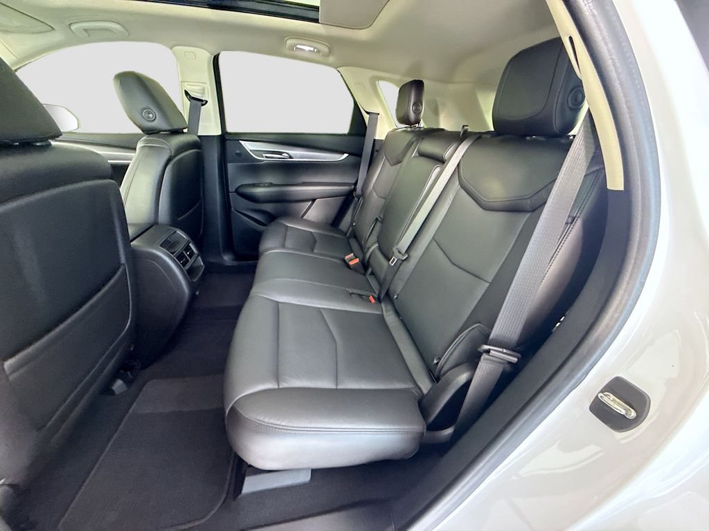 Thumbnail: 2019 Cadillac XT5 - 21