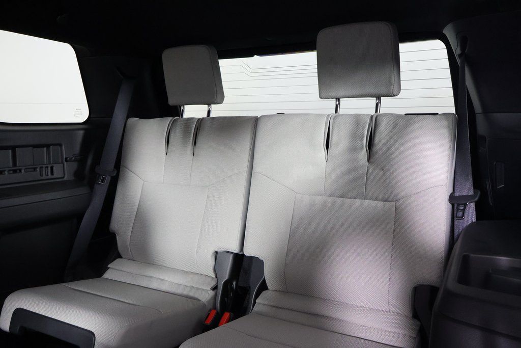 Thumbnail: 2025 Toyota 4Runner - 12