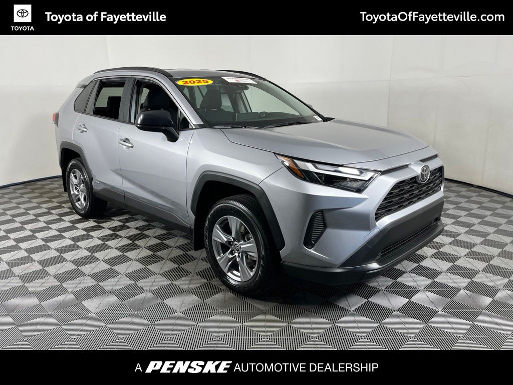 Thumbnail: 2025 Toyota RAV4 - 6
