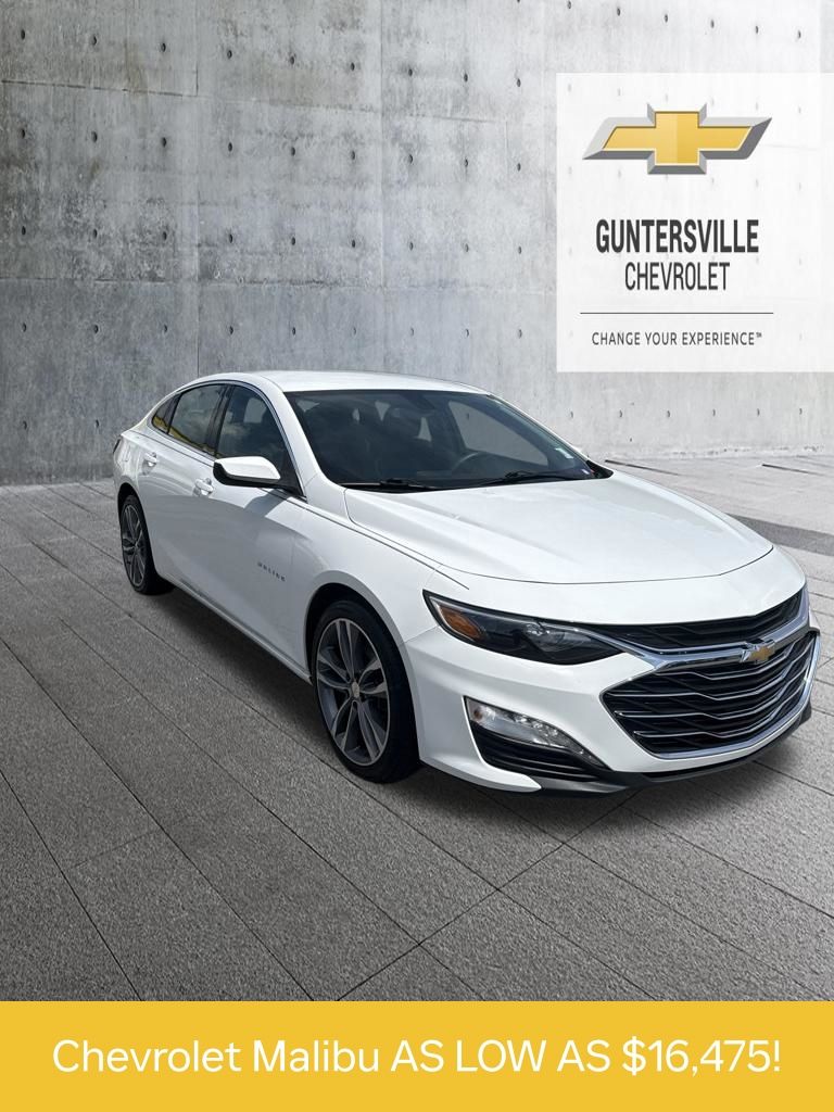 Summit White 2022 Chevrolet Malibu Sedan Front-Wheel Drive Continuously Variable Transmission