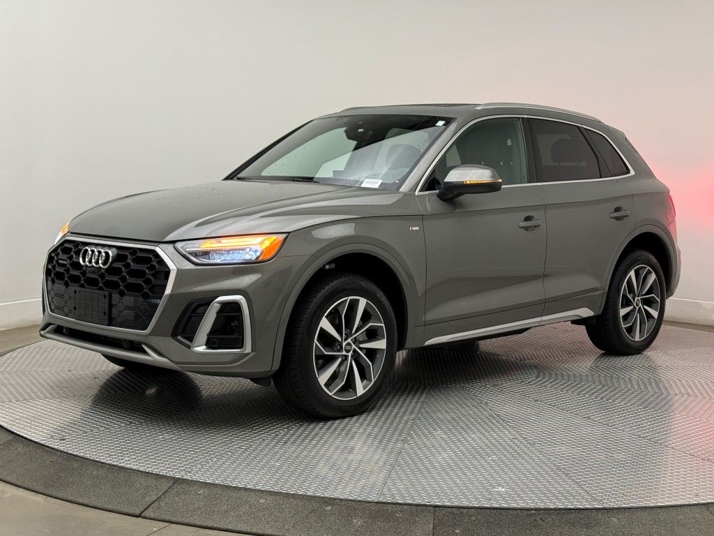 Thumbnail: 2023 Audi Q5 - 7