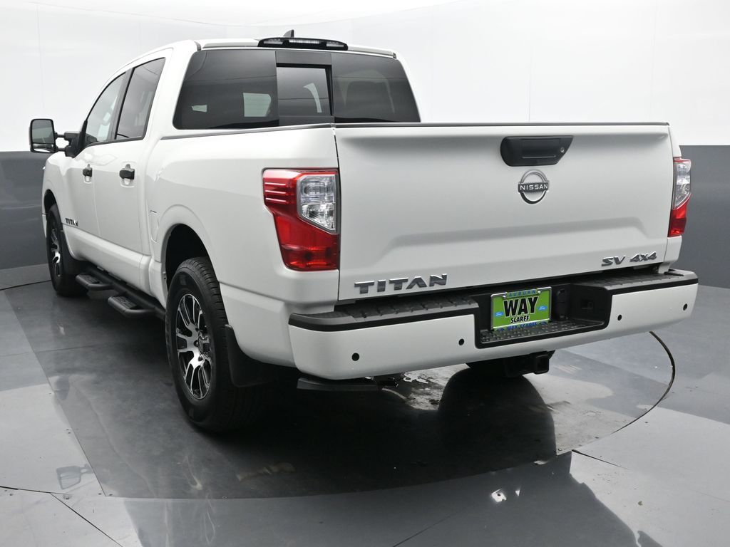 2024 Nissan Titan SV