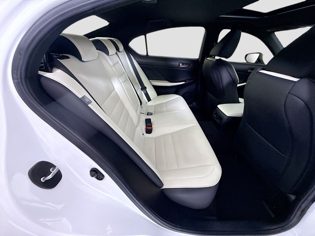 Thumbnail: 2021 Lexus IS - 22