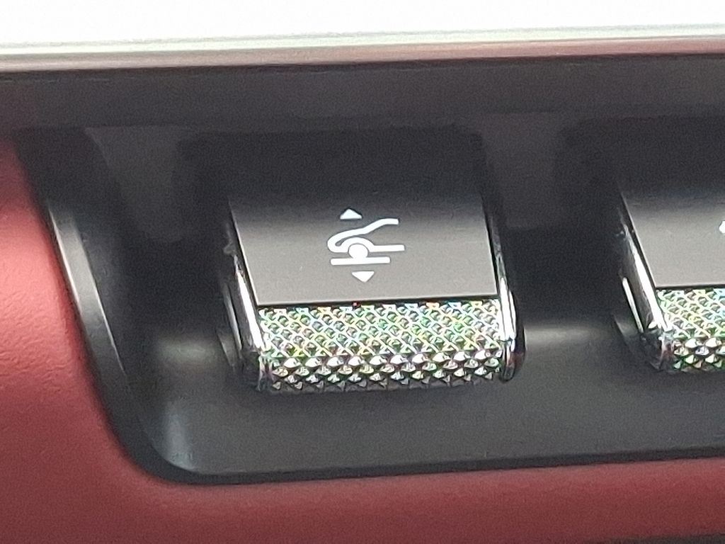 Thumbnail: 2024 Porsche 911 - 25