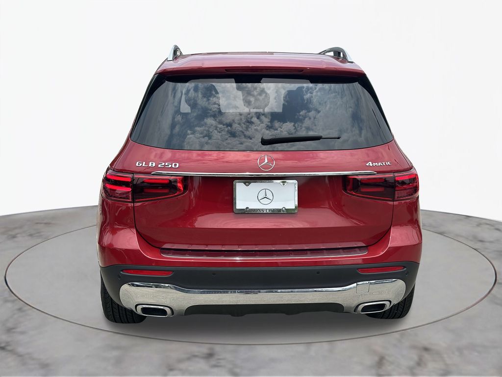 Thumbnail: 2024 Mercedes-Benz GLB - 4