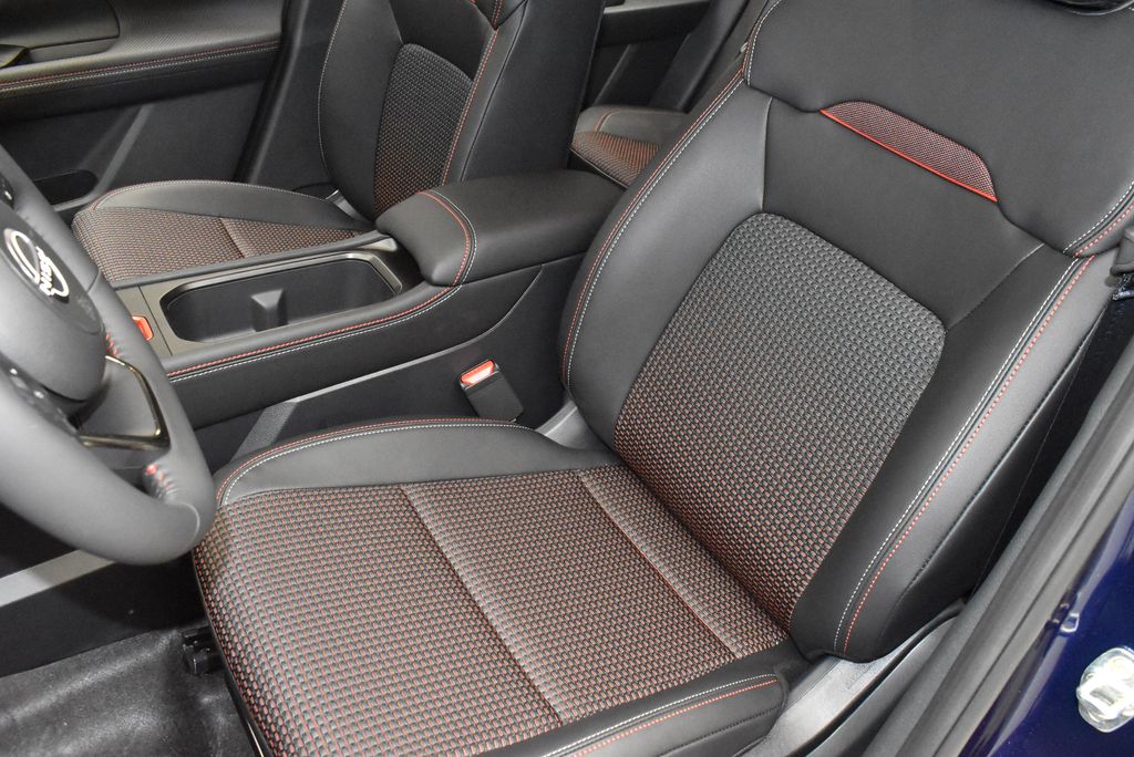 Thumbnail: 2026 Nissan Kicks - 12