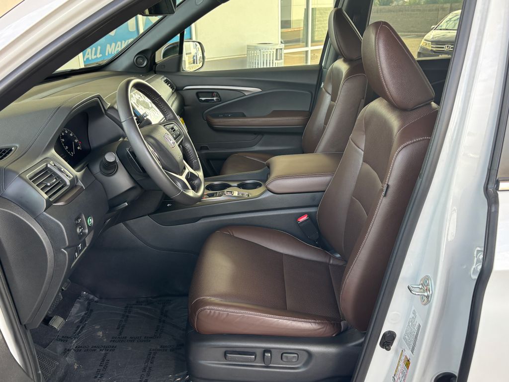 Thumbnail: 2025 Honda Ridgeline - 25