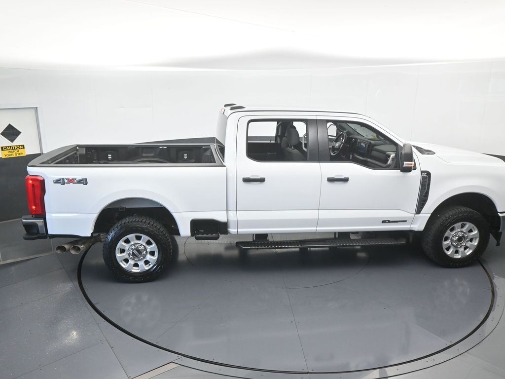 Used 2024 Oxford White Ford XLT image 54