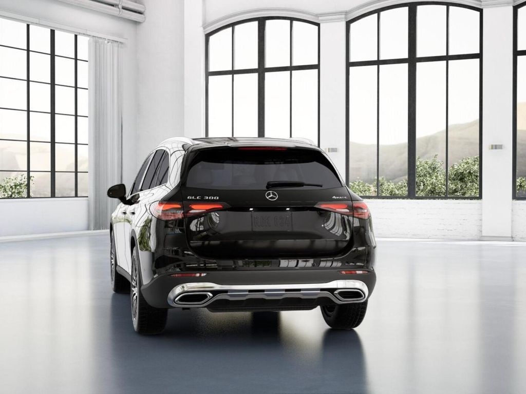 Thumbnail: 2026 Mercedes-Benz GLC - 26