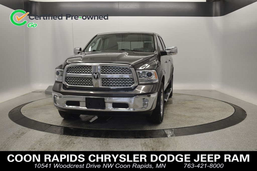 2017 RAM 1500 Laramie Crew Cab 4WD