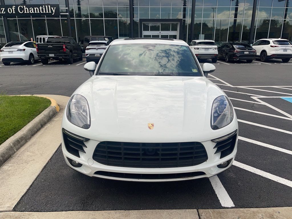 Thumbnail: 2018 Porsche Macan - 2