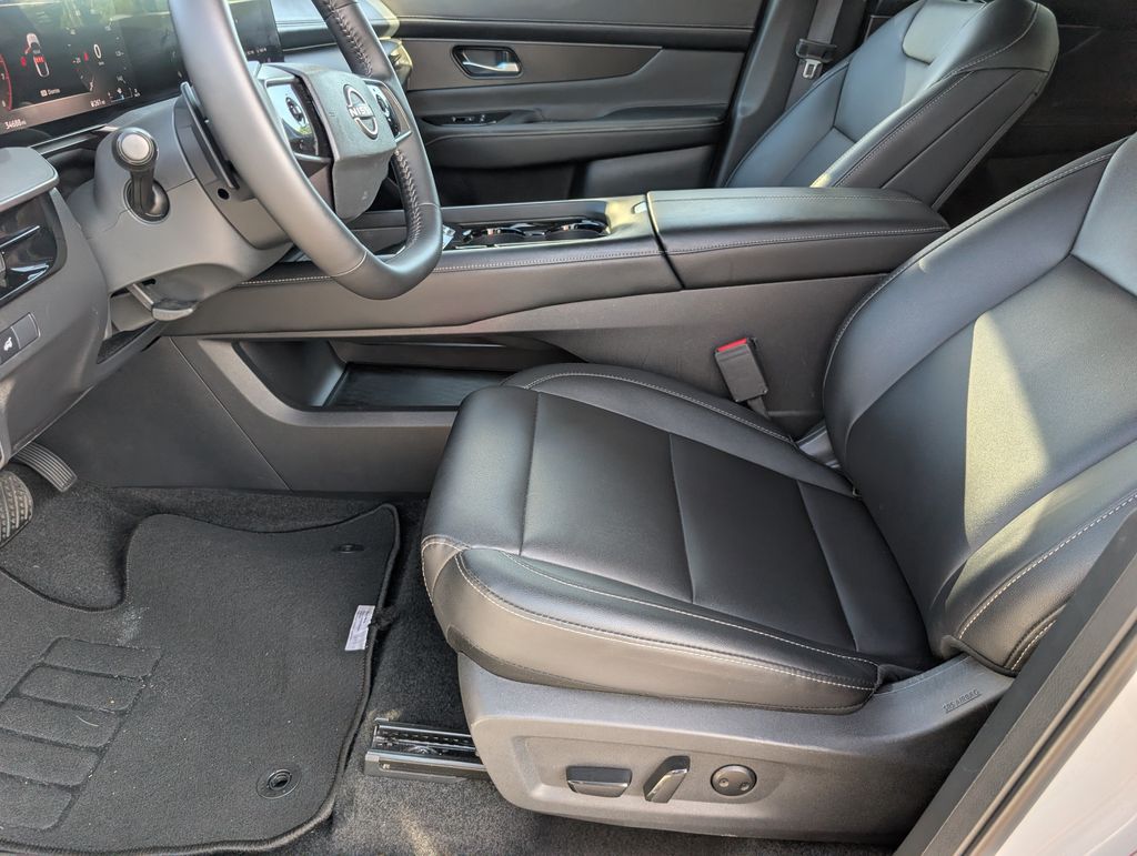 Used 2025 Nissan Murano SUV