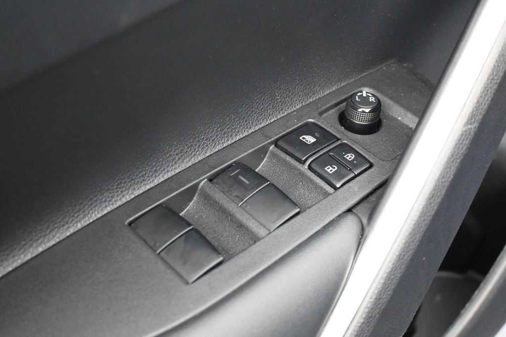 Used 2024 Blue Toyota Hybrid SE image 13
