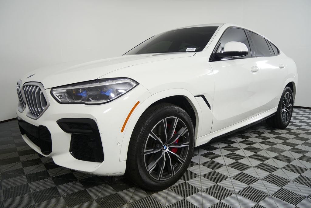 Thumbnail: 2022 BMW X6 - 9