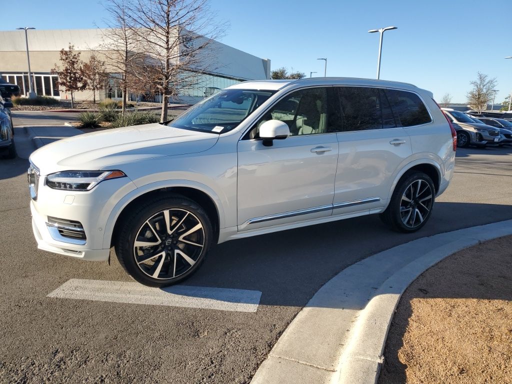 Used Car 2024 Volvo Xc90  B6 Plus Bright Theme 6-seater For Sale Under $50,000 In Austin, Texas