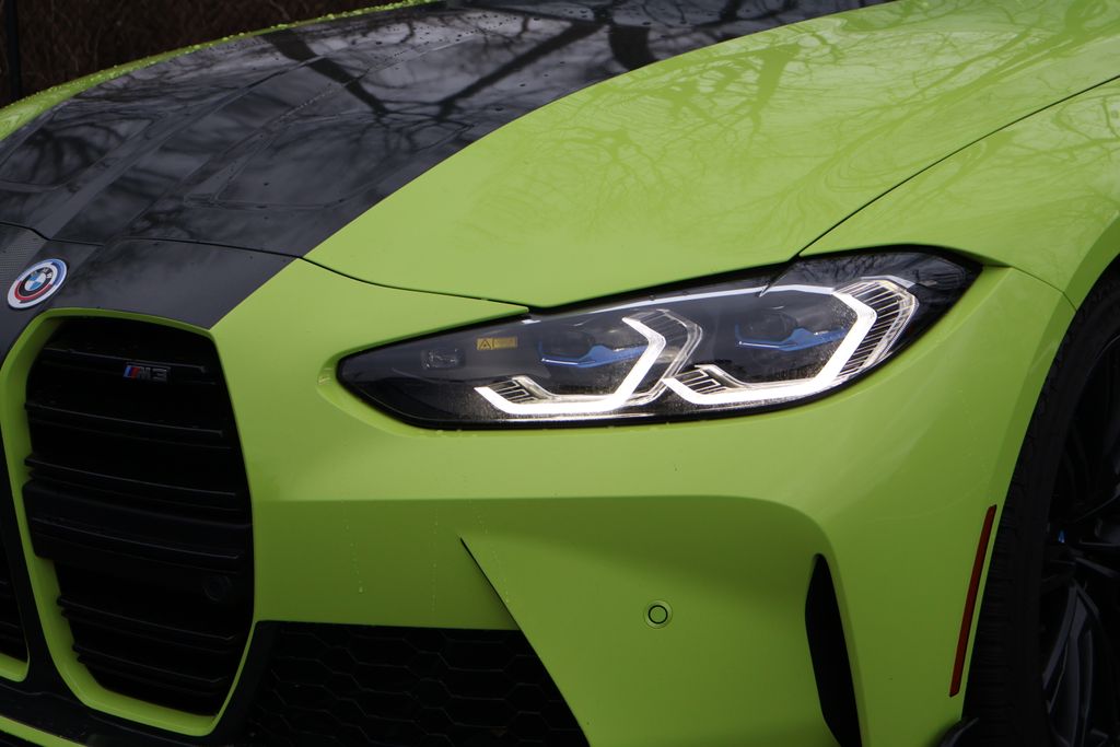 Thumbnail: 2022 BMW M3 - 3