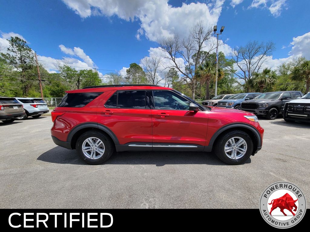 View vehicle photo 7