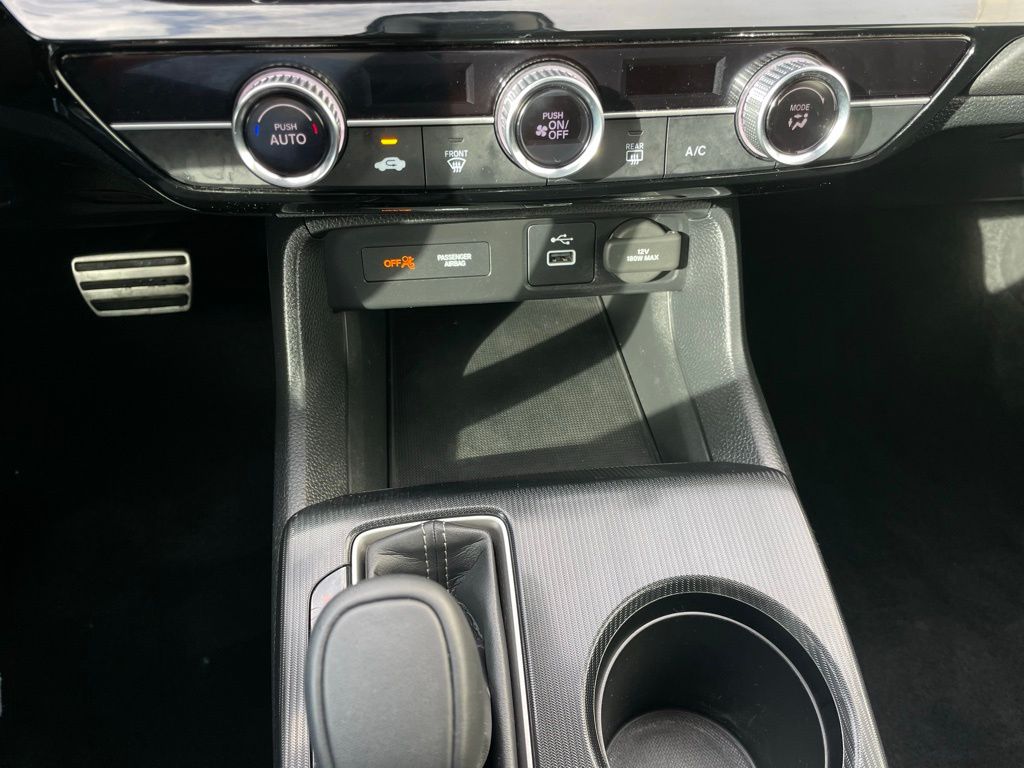 Thumbnail: 2024 Honda Civic - 18