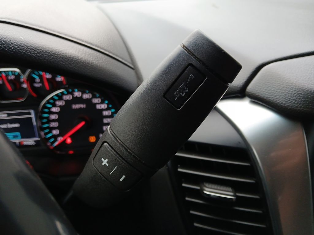 Used Car 2020 Chevrolet Suburban  Lt For Sale Under $20,000 In Austin, Texas