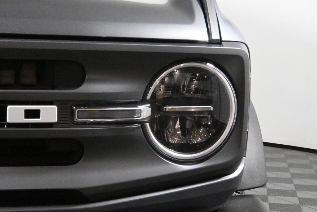 Thumbnail: 2022 Ford Bronco - 11
