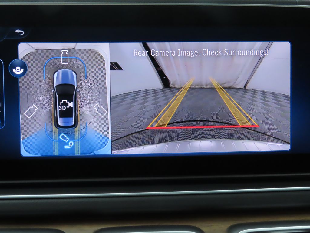 Thumbnail: 2026 Mercedes-Benz GLE - 17