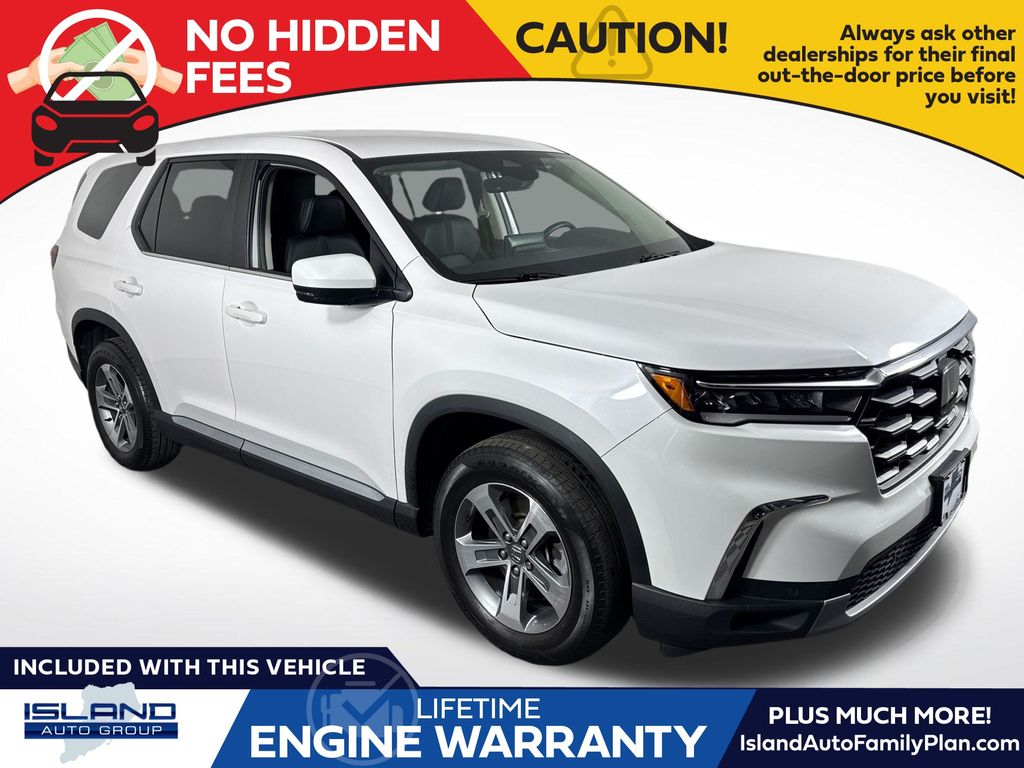 Platinum White Pearl 2024 Honda Pilot SUV / Crossover All-Wheel Drive Automatic