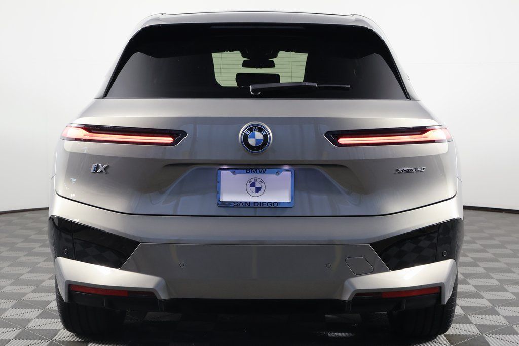 Thumbnail: 2024 BMW iX - 5