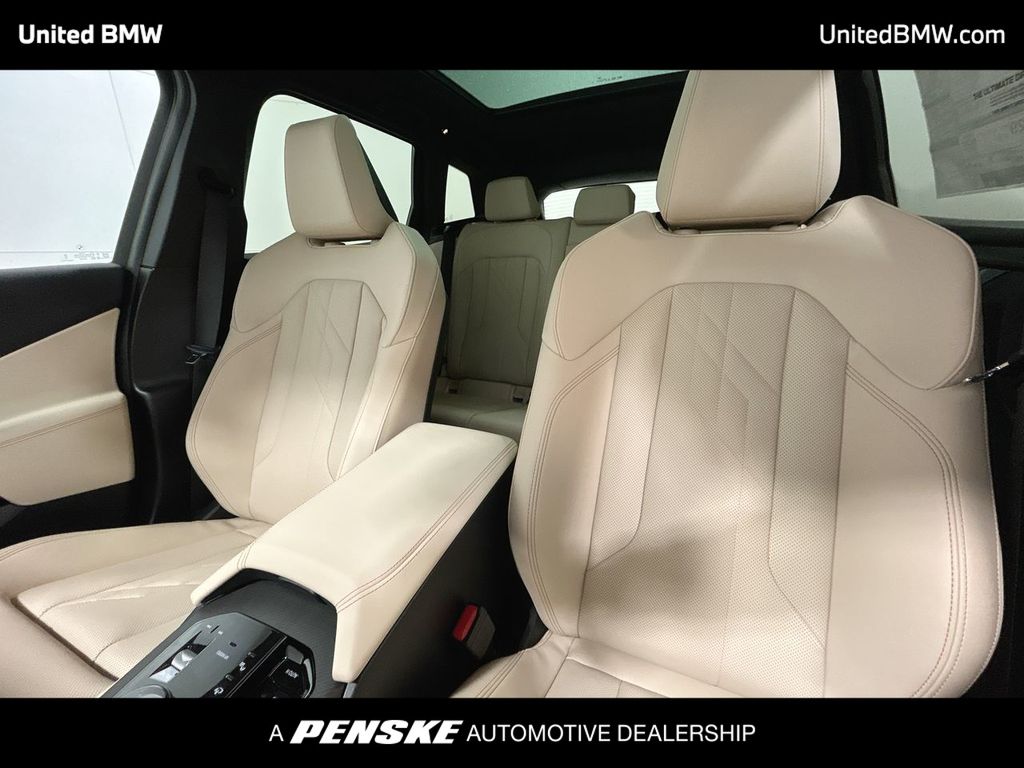 Thumbnail: 2026 BMW X3 - 13