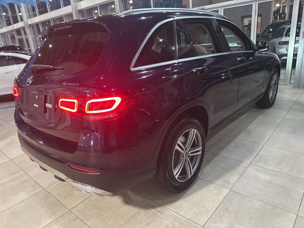 2021 Mercedes-Benz GLC GLC 300 7