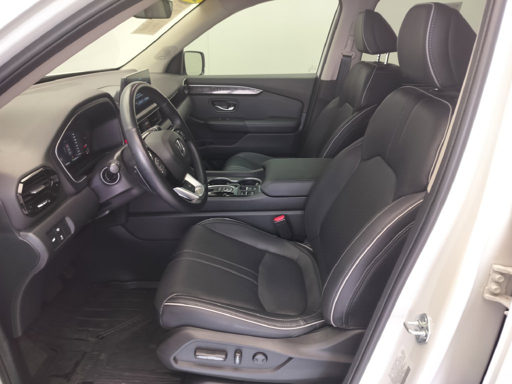 Thumbnail: 2025 Honda Pilot - 8