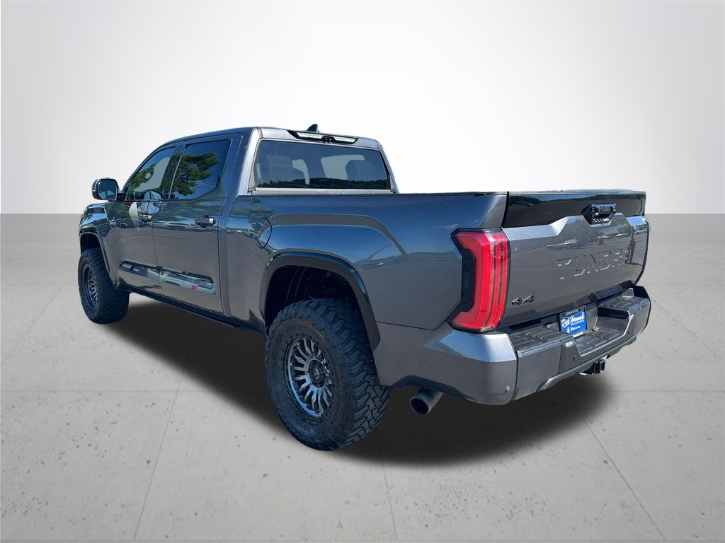 2023 Toyota Tundra Hybrid Platinum