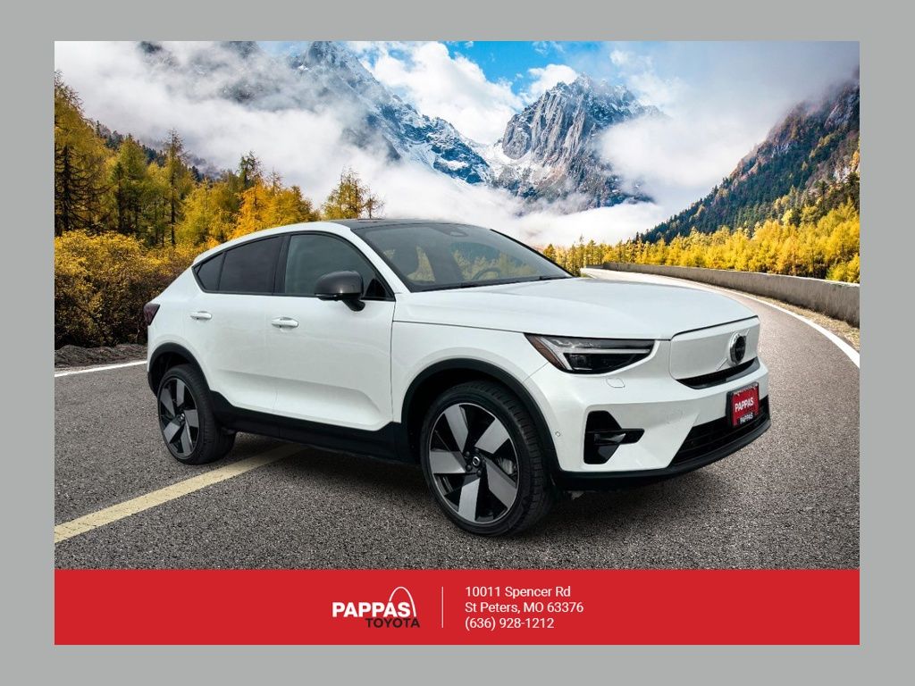 White 2023 Volvo C40 Recharge Twin Ultimate eAWD SUV / Crossover All-Wheel Drive 1-Speed Automatic