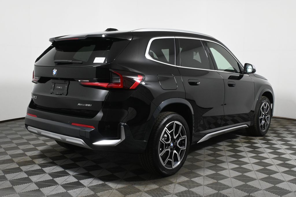 2024 BMW X1 xDrive28i 7