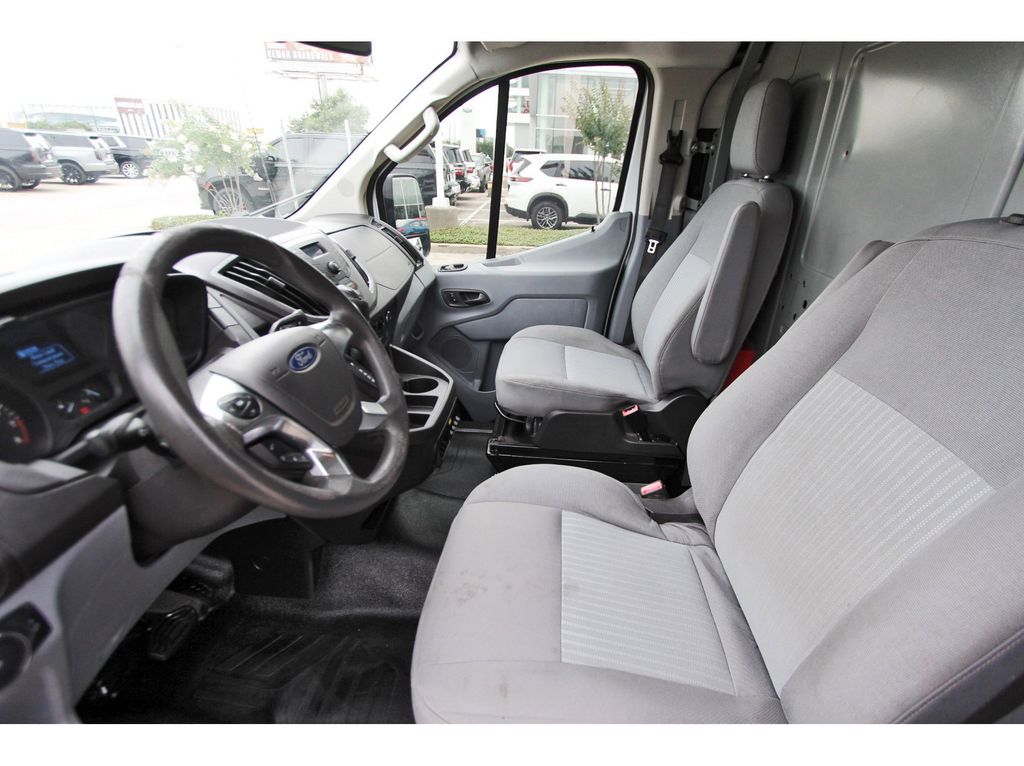 2017 Ford Transit-350 Base - 8