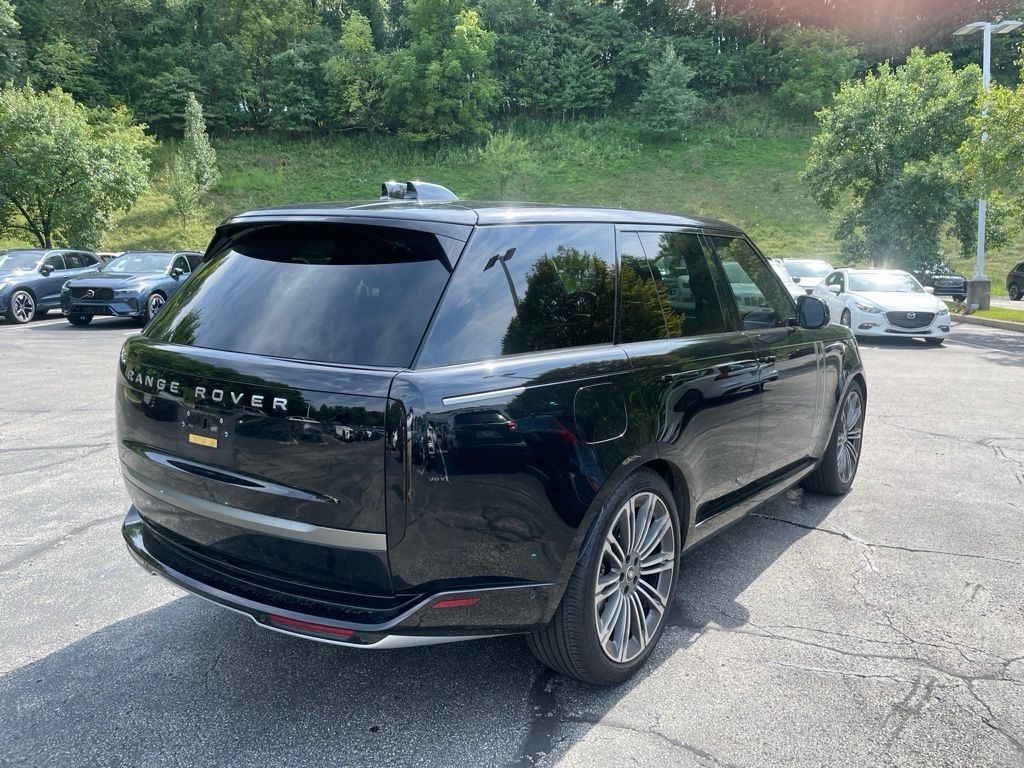 Certified Used 2025 Black Land Rover SE image 6