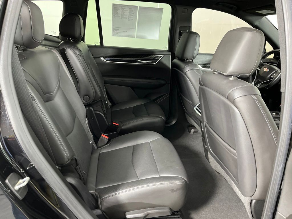 Thumbnail: 2020 Cadillac XT6 - 10