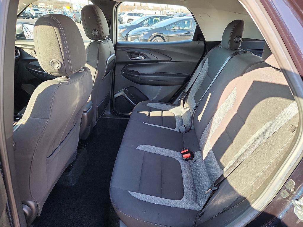 Thumbnail: 2021 Chevrolet TrailBlazer - 10