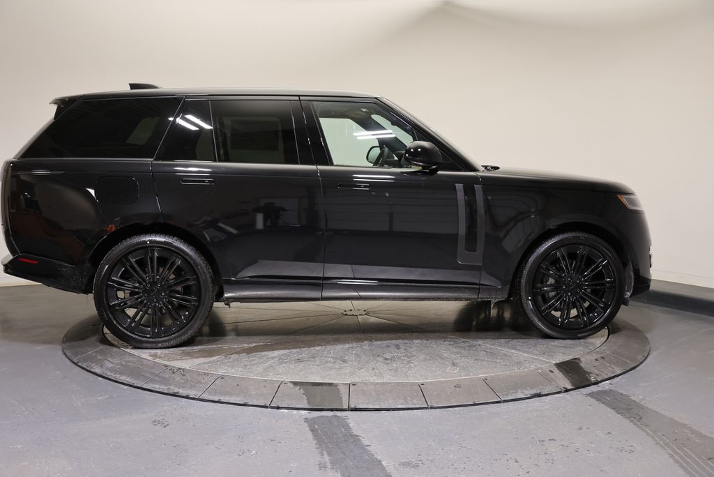 Thumbnail: 2026 Land Rover Range Rover - 6