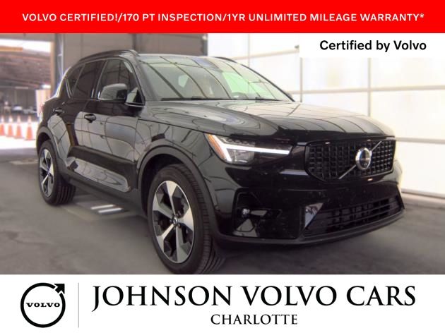 Onyx Black 2026 Volvo XC40 B5 Plus AWD SUV / Crossover All-Wheel Drive Automatic