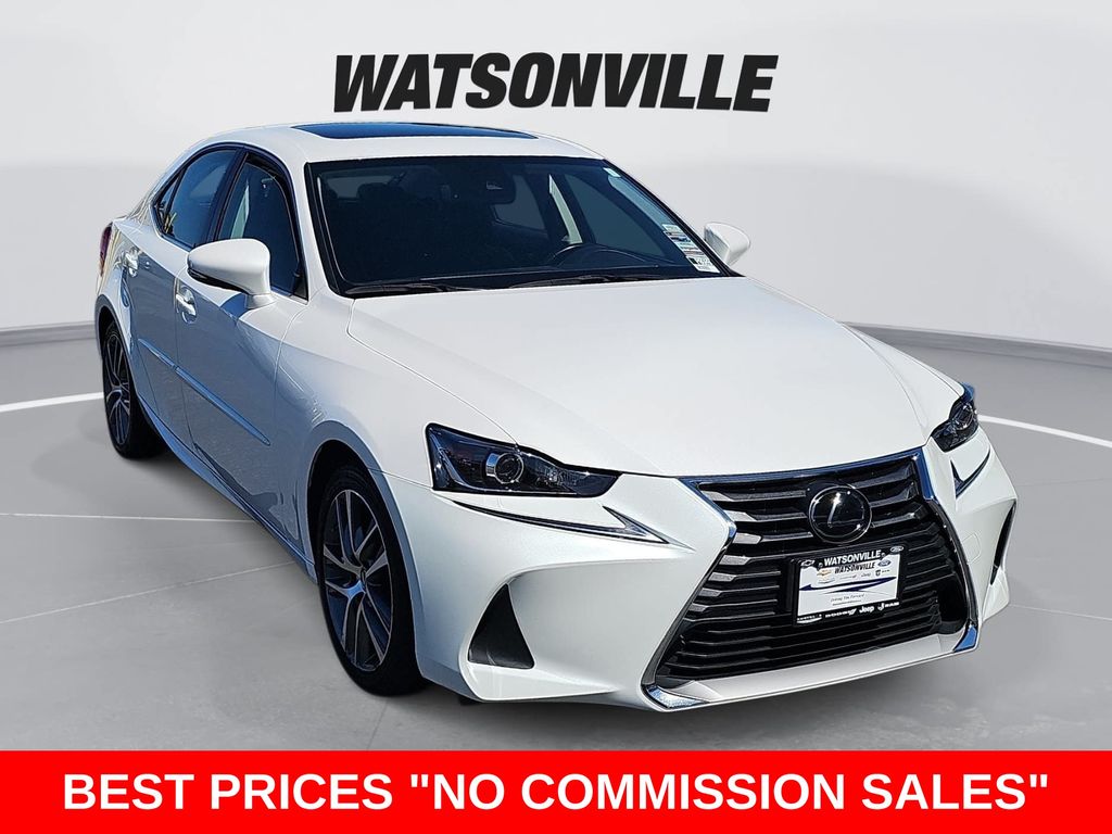 White Pearl 2020 Lexus IS Sedan Rear-Wheel Drive 8-Speed Dual Clutch