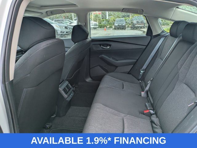 Certified Used 2025 White Honda SE image 13