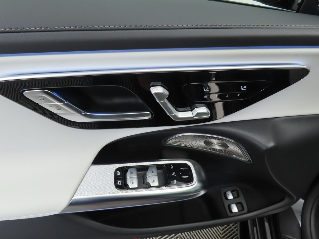 Thumbnail: 2026 Mercedes-Benz E-Class - 23