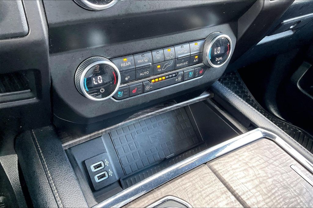 Used 2019 Ford Expedition Max Limited 4D Sport Utility