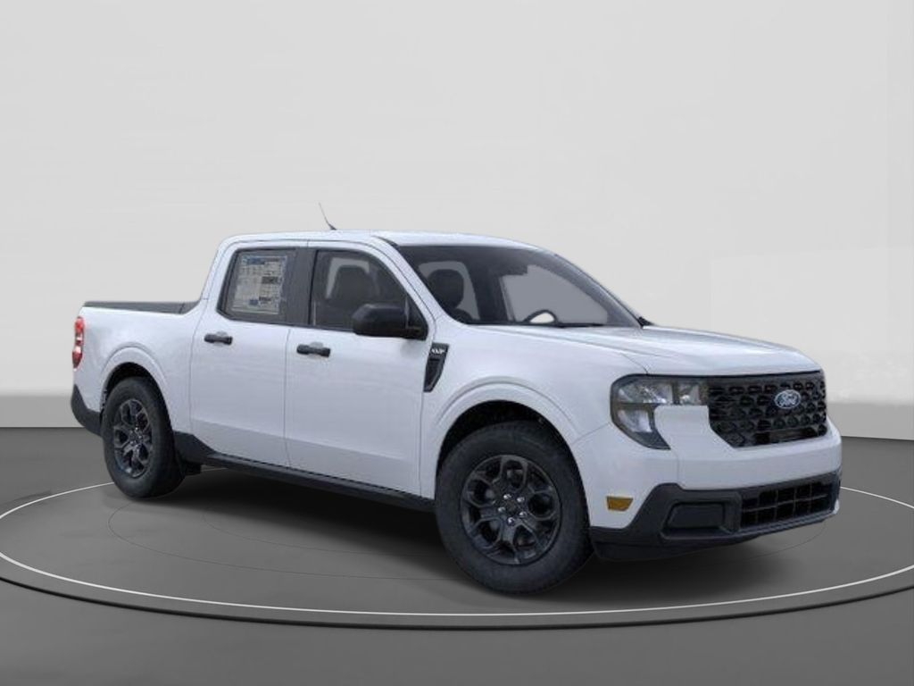 New 2026 Ford Maverick XLT 4D Crew Cab