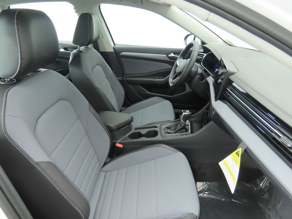 Thumbnail: 2026 Volkswagen Jetta - 20