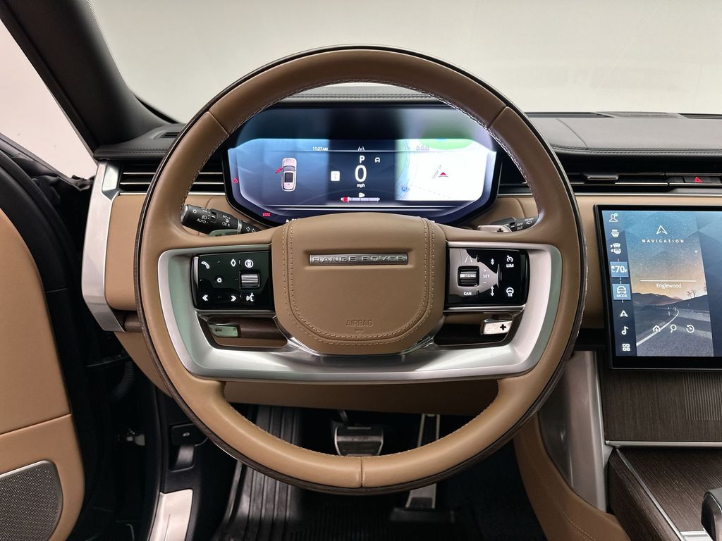 Thumbnail: 2024 Land Rover Range Rover - 31