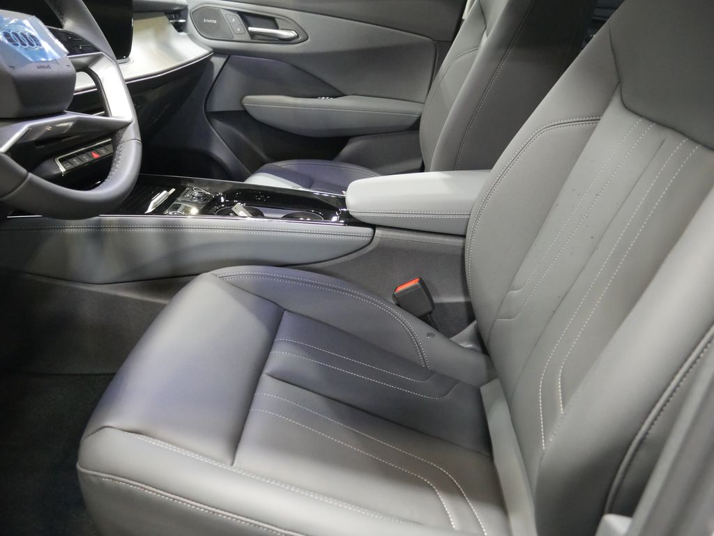 Thumbnail: 2026 Audi Q3 - 21