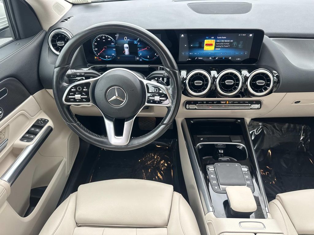 Thumbnail: 2022 Mercedes-Benz GLA - 31